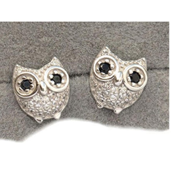 Diamond Owl Earrings - Picture 2 of 3